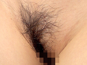 素人娘の全裸大図鑑5 5時間37人増刊号 今時の女の子が恥じらいながら脱衣していくヘアヌードコレクション　サンプル画像06